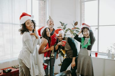 Yule Love This: 9 Tips and Tricks for Hosting the Best Christmas Party Ever
